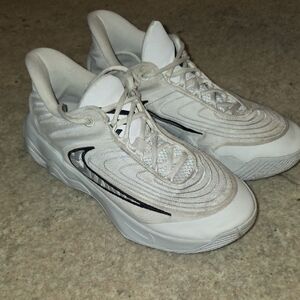 Nike White and Black Basketball Sneakers